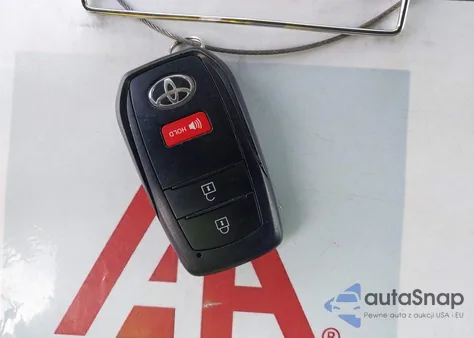 2022 Toyota Corolla Cross Xle из США, поврежденный, VIN 7MUEAABG6NV023859